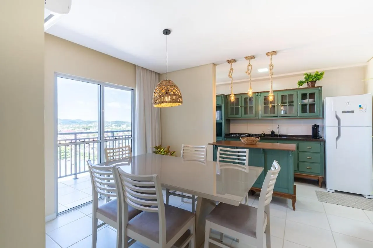Piçarras Beachfront Apartments: Ocean-View Oasis with Pool and BBQ 0*, Picarras
