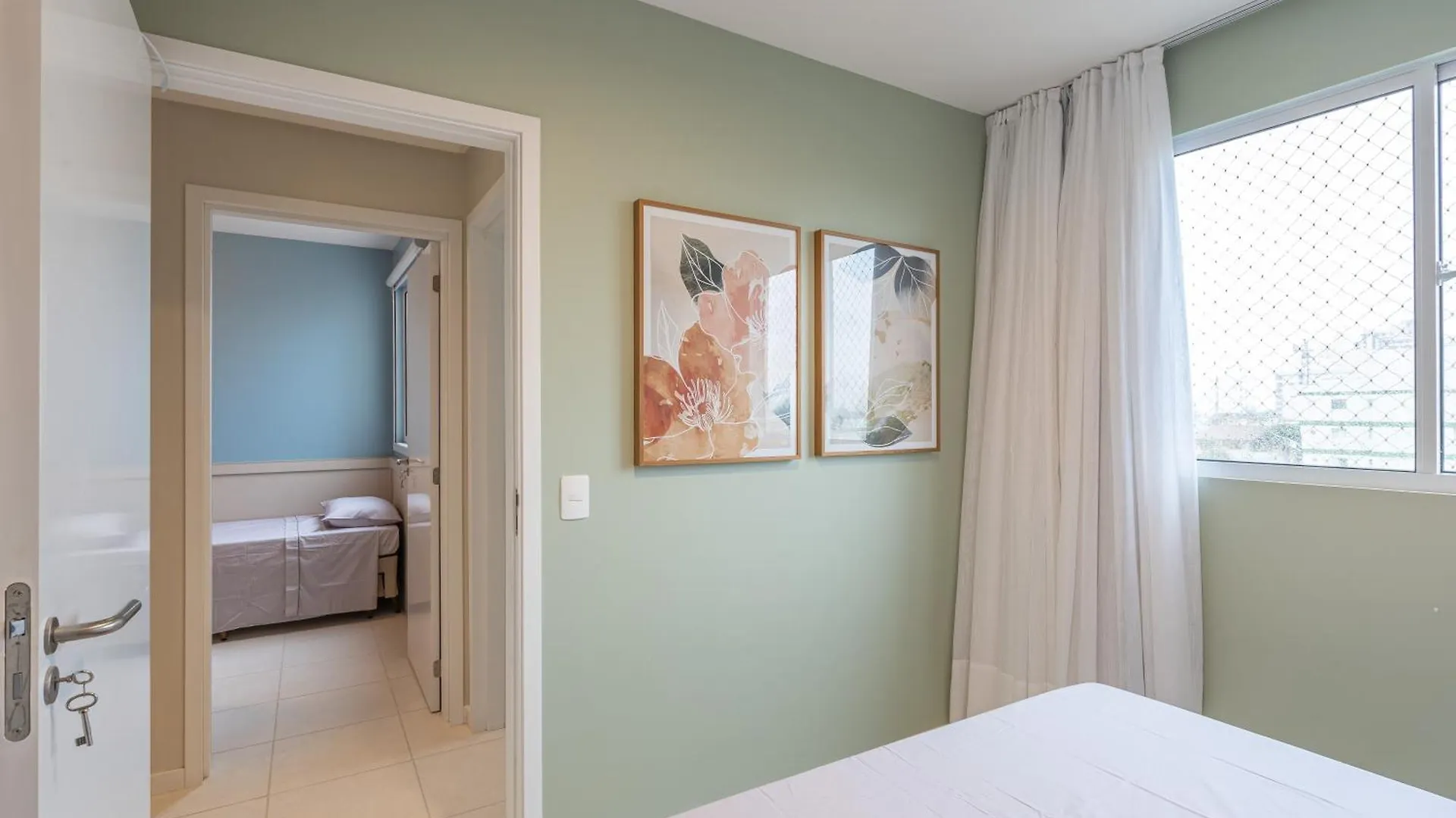 Aptos Em Bal Picarras A150M Da Praia, Dois Quartos, Sala De Estar, Cozinha Completa, Sacada Com Churrasqueira, Wi-Fi, Piscina, Portaria 24H, Playground E Quadra De Esportes 0*,