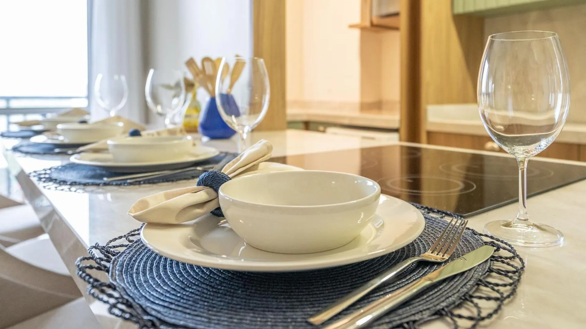 Aptos Em Bal Picarras A150M Da Praia, Dois Quartos, Sala De Estar, Cozinha Completa, Sacada Com Churrasqueira, Wi-Fi, Piscina, Portaria 24H, Playground E Quadra De Esportes