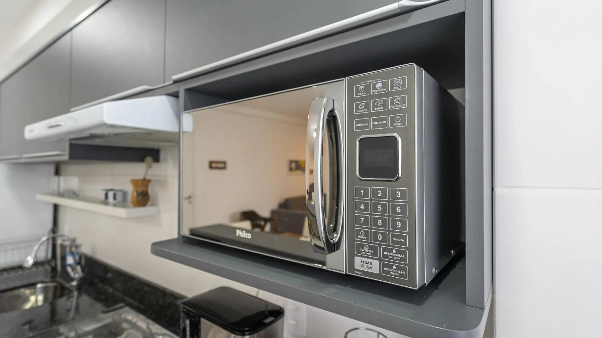 Apartamento Aptos Em Bal Picarras A150M Da Praia, Dois Quartos, Sala De Estar, Cozinha Completa, Sacada Com Churrasqueira, Wi-Fi, Piscina, Portaria 24H, Playground E Quadra De Esportes