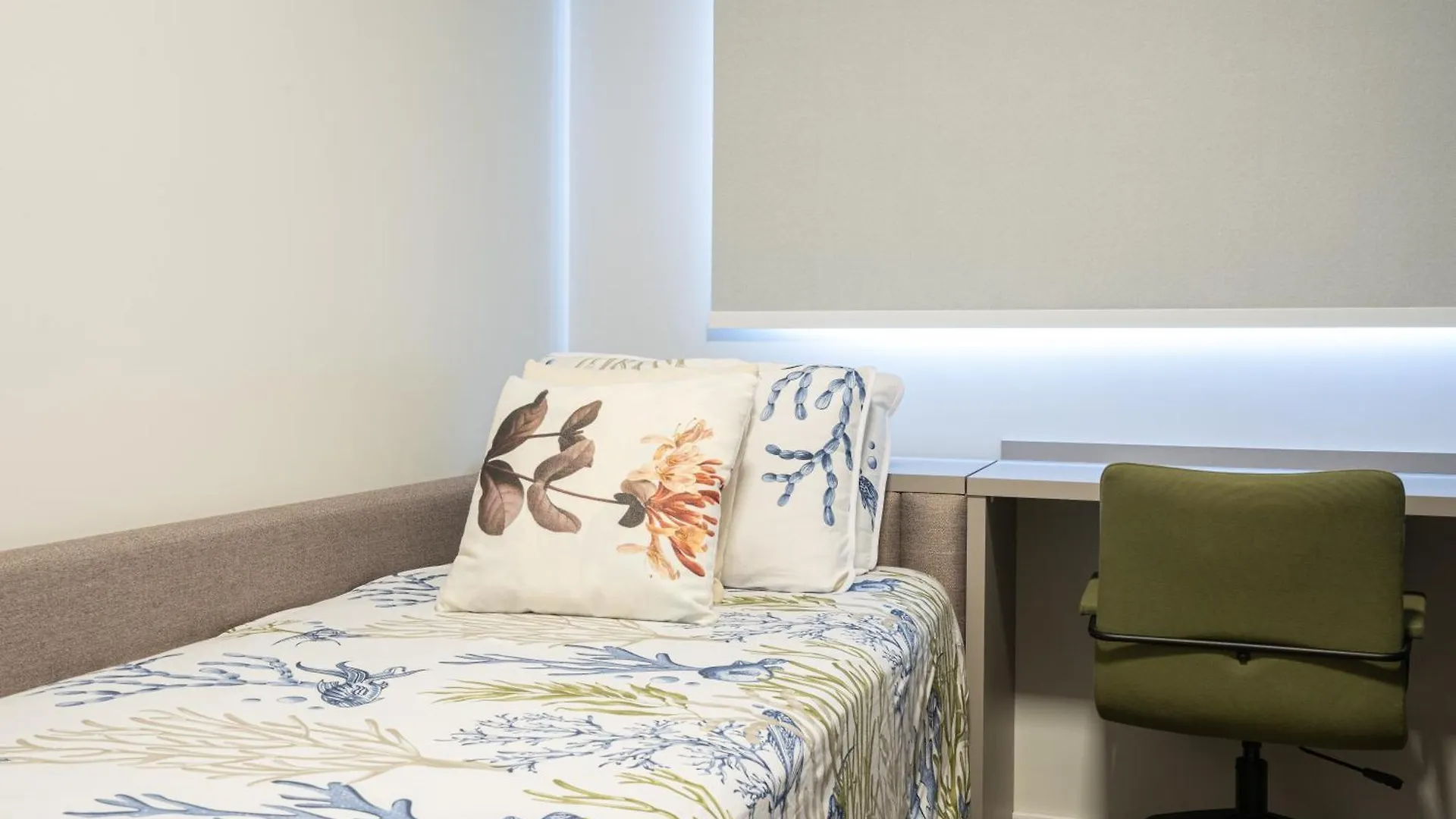 Aptos Em Bal Picarras A150M Da Praia, Dois Quartos, Sala De Estar, Cozinha Completa, Sacada Com Churrasqueira, Wi-Fi, Piscina, Portaria 24H, Playground E Quadra De Esportes Apartamento
